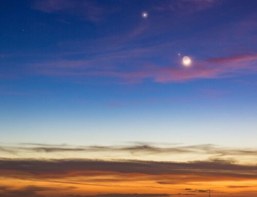 The moon and Jupiter steal the show after sunset on April 22